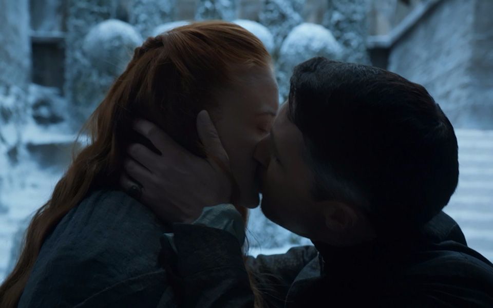 【扁豆】小指头强吻珊莎，招来姨母嫉妒，引发一场血案，《权游》第四季第7-8集