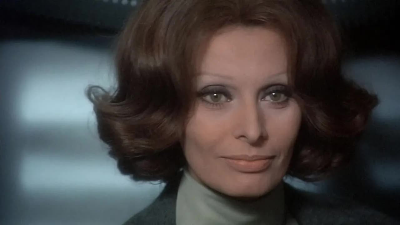 一人感染，全车遭殃！1000多人的列车差点坠入河里，44年前的经典灾难电影《卡桑德拉大桥》以前没看懂，现在懂了！