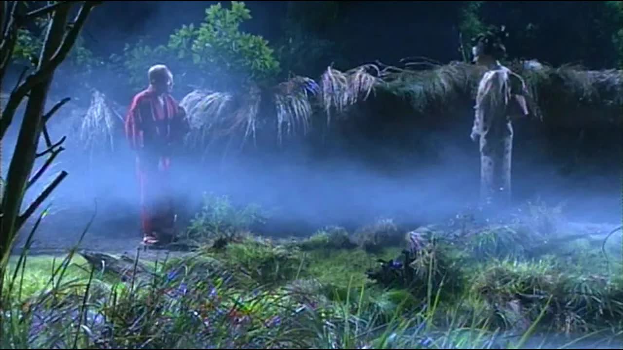 日本的聊齋故事，男子家中鬧鬼，背後的真相讓人为之動容！